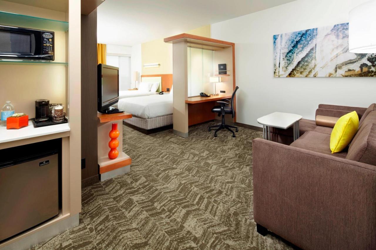 Springhill Suites By Marriott Chicago Waukegan/Gurnee Extérieur photo