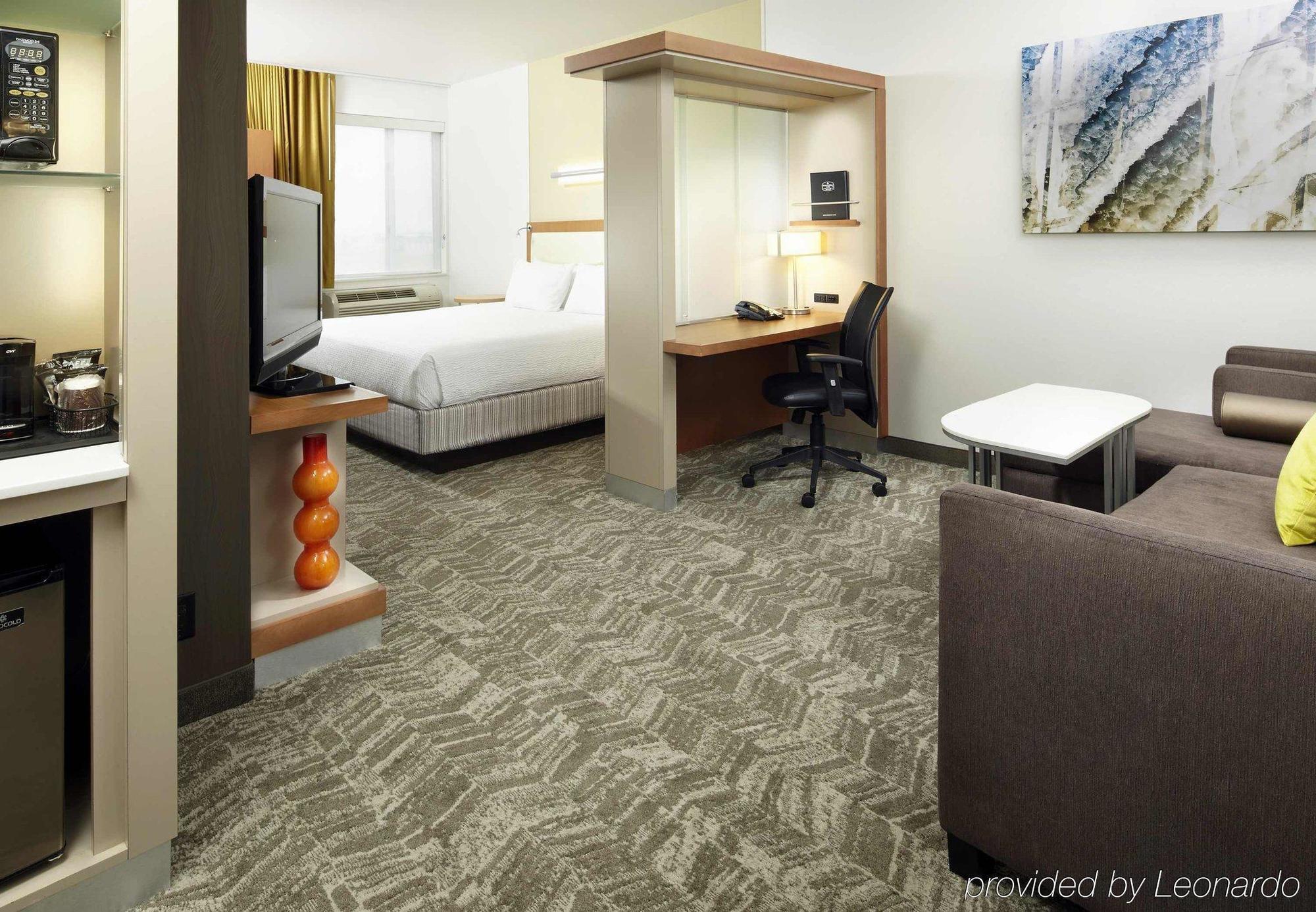 Springhill Suites By Marriott Chicago Waukegan/Gurnee Extérieur photo