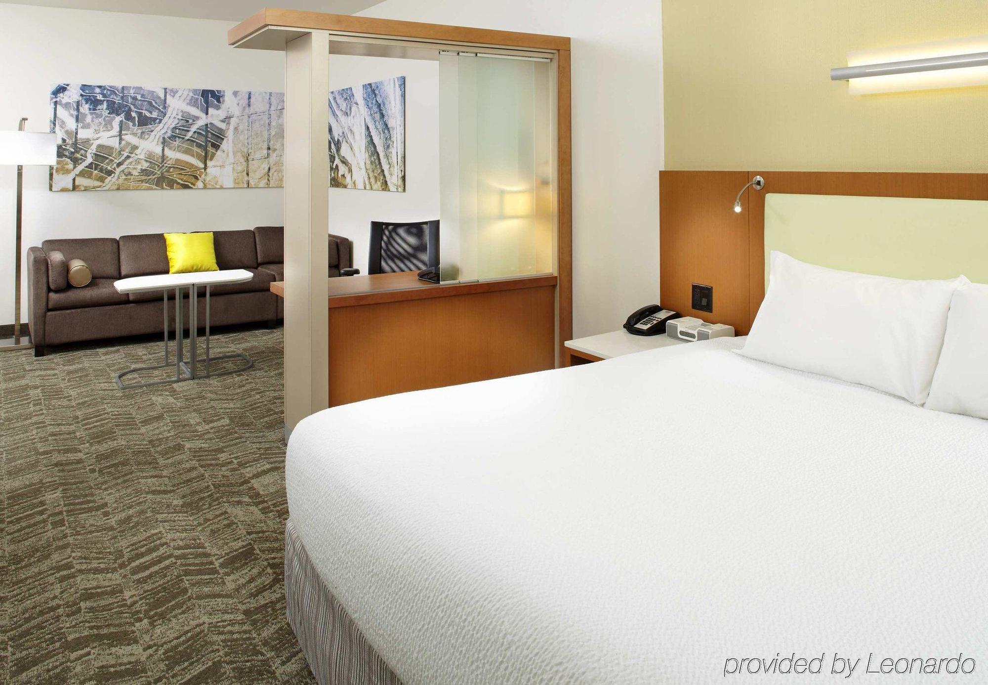Springhill Suites By Marriott Chicago Waukegan/Gurnee Extérieur photo